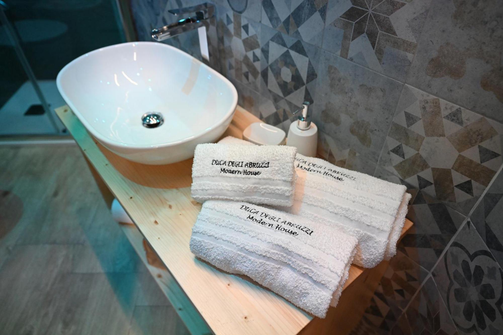 Duca Degli Abruzzi Modern House Luxury Relax Apartment Бриндизи Екстериор снимка